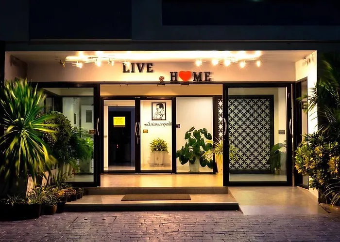 Live At Sukhumvit 105 2* Bangkok